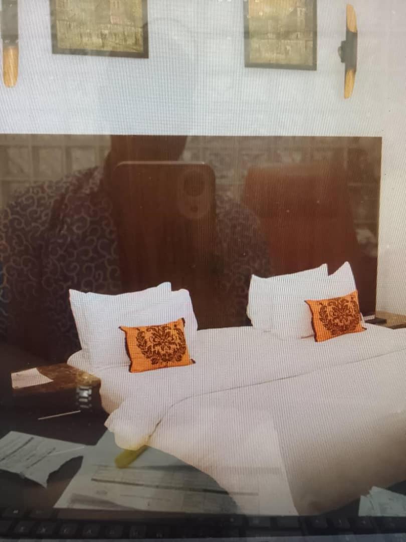 Diamond Lane Hotel Abuja Ngoại thất bức ảnh